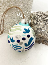 Load image into Gallery viewer, Bauble #5
